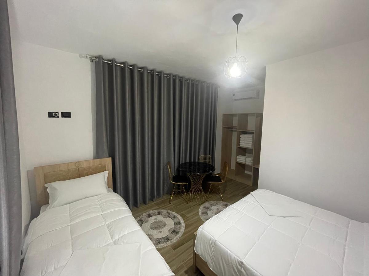 Four Generation Hotel Shiroka Ngoại thất bức ảnh