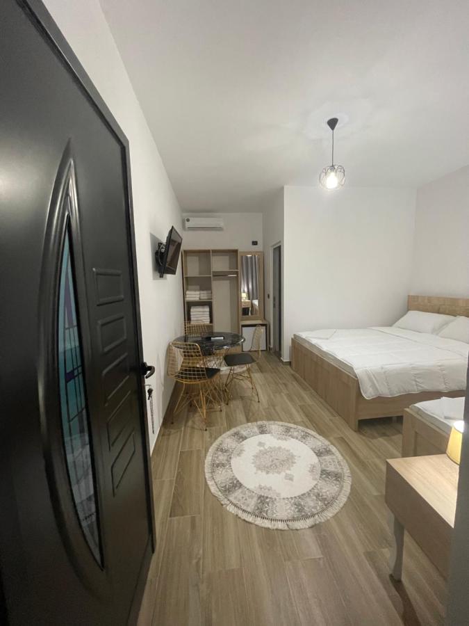 Four Generation Hotel Shiroka Ngoại thất bức ảnh