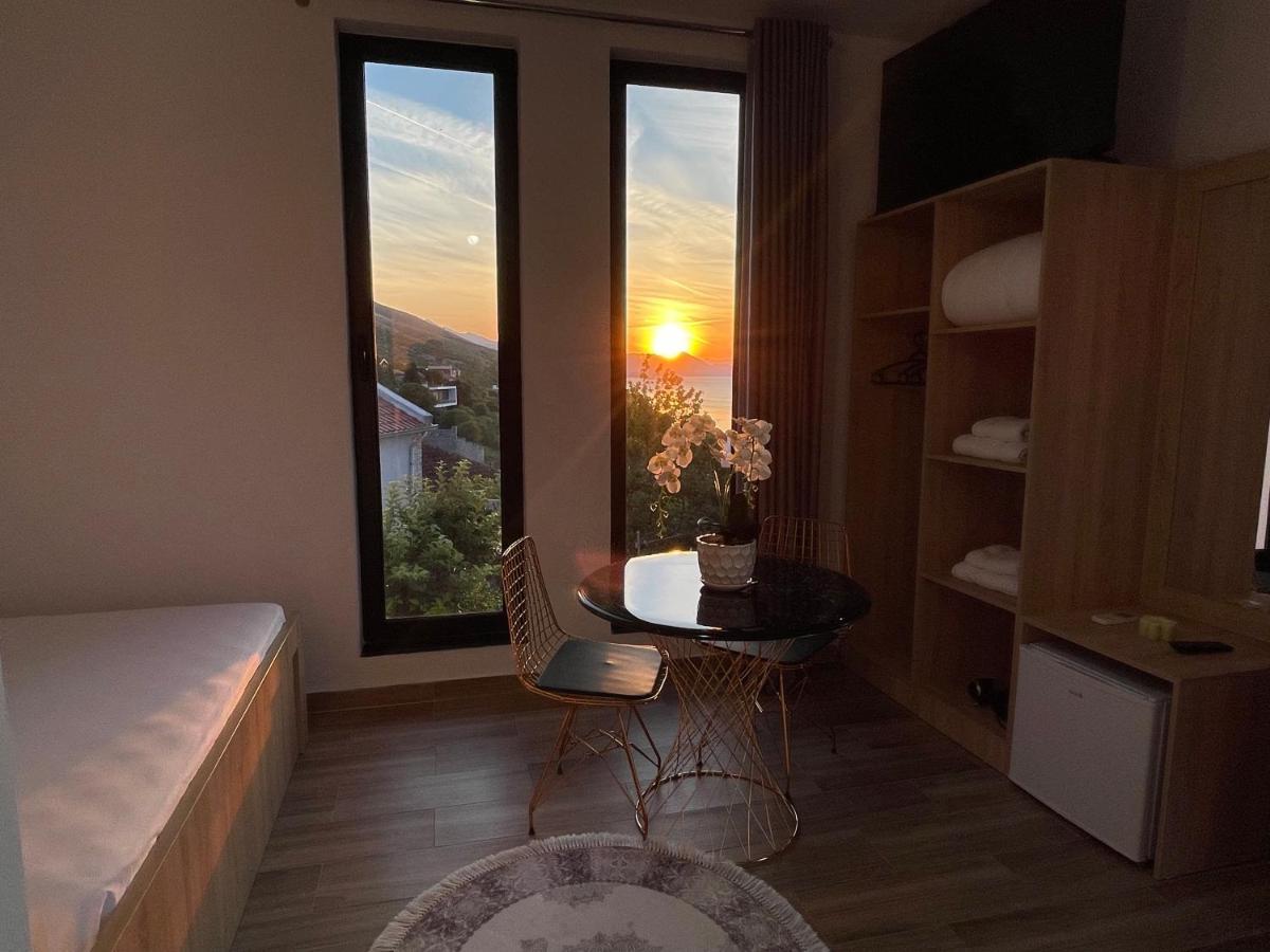 Four Generation Hotel Shiroka Ngoại thất bức ảnh